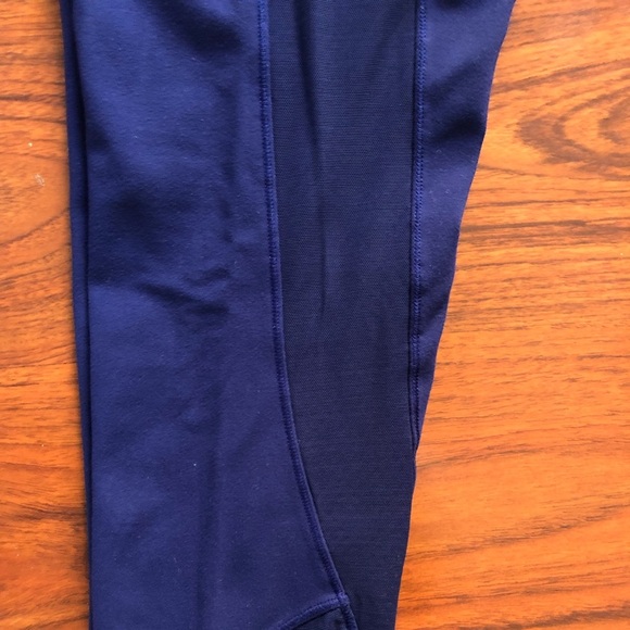 Lululemon Fit Physique Tight
Hero Blue - Picture 11 of 13